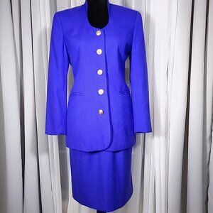 Casual Corner Purple/Gold Button Blazer & Skirt Set. Size 6P